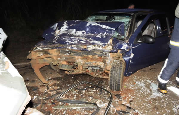 Homem de 39 anos morre em colisão frontal na PR-158