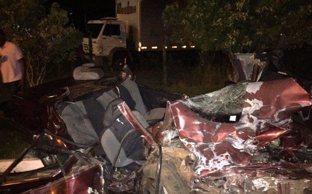 Cinco mortes registradas em acidente no trevo de Goioerê-PR