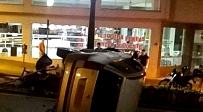 Capotamento no Centro de Pato Branco-Paraná