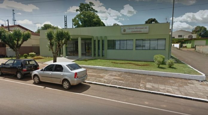 Clevelândia: suplente de vereador é empossada na Câmara Municipal