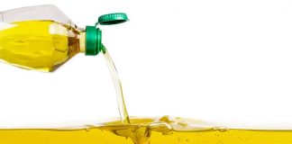 Secretaria de Meio Ambiente de Clevelândia faz coleta de óleo de cozinha usado