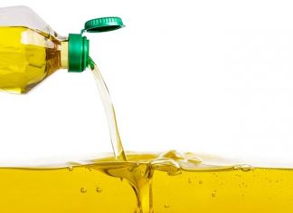 Secretaria de Meio Ambiente de Clevelândia faz coleta de óleo de cozinha usado