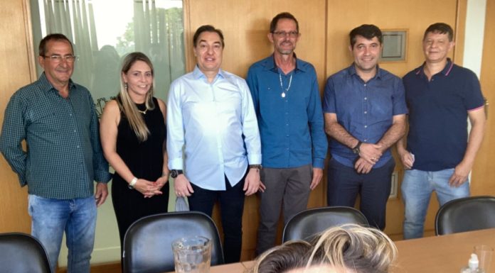 Deputado Giacobo visita o município de Clevelândia, para tratar de assuntos políticos e empresariais.